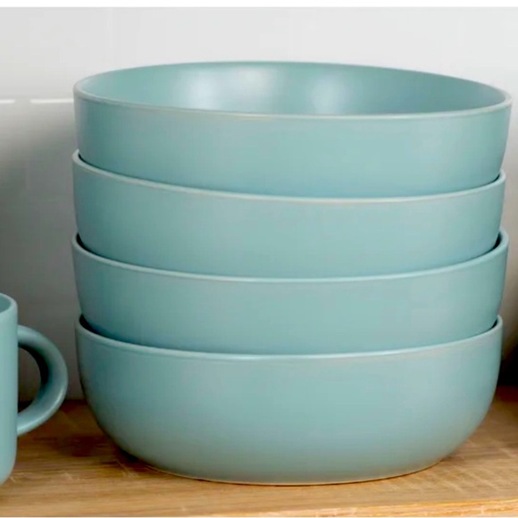 32pc dinnerware. - Picture 12 of 15